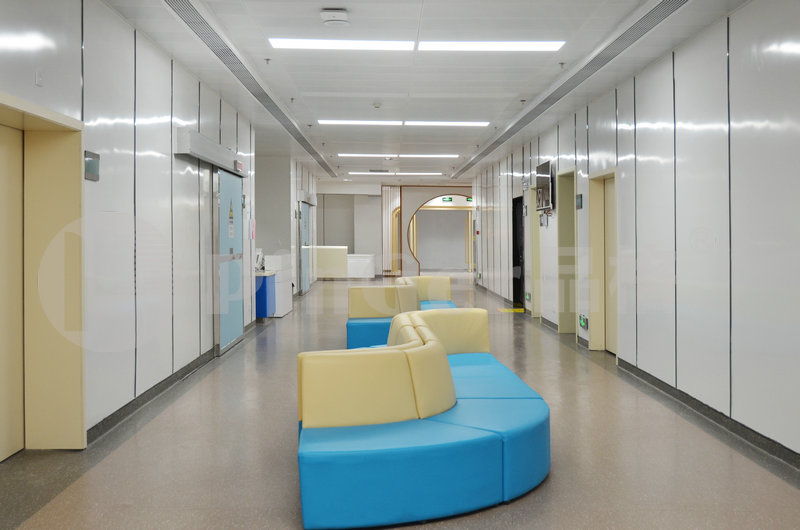 Fired resistant vinyl wall panel